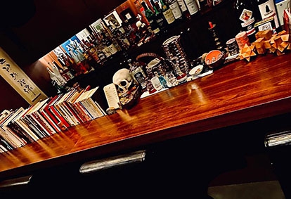 Bar＆Gallery 卍