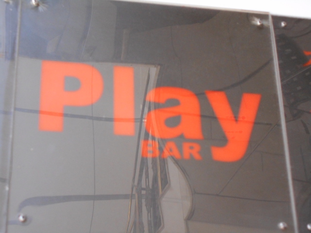 新宿 歌舞伎町 バー Play