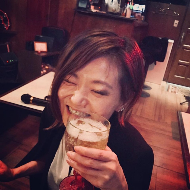 銀座 スナック バー Abhi アビー