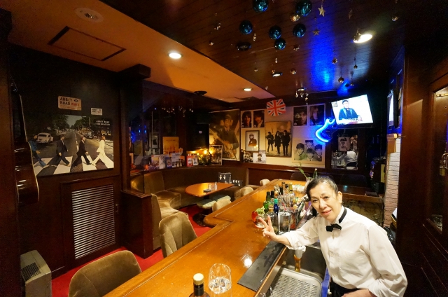 博多 中洲川端 Public Bar エッセ