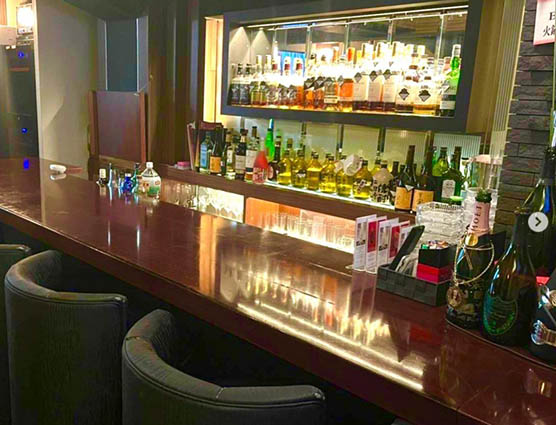 銀座 スナックバー BUTLER バトラ