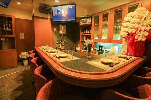 湯島 Dining Bar 実咲