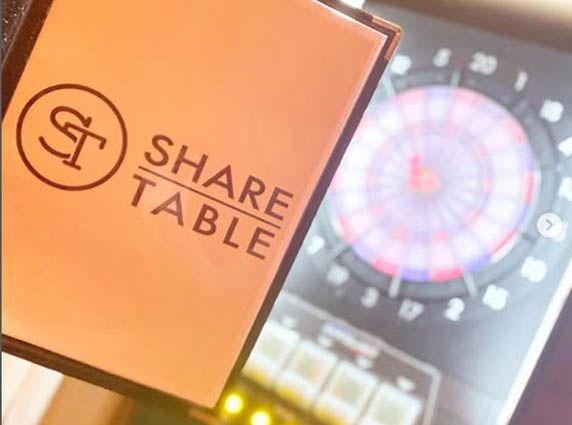 新宿 歌舞伎町 SHARE TABLE