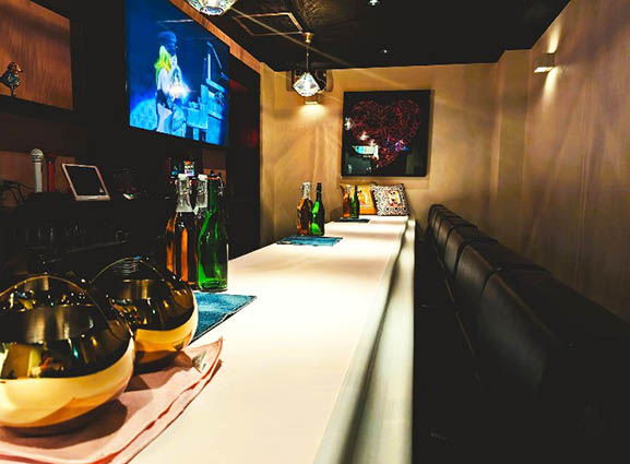 岡山 スナック ハイパーBAR GAGA