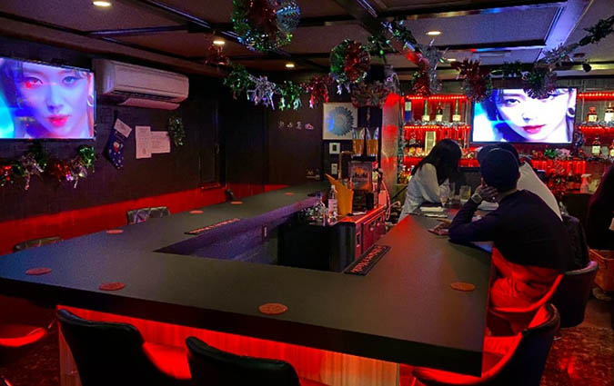 新宿 K-pop Bar Insta