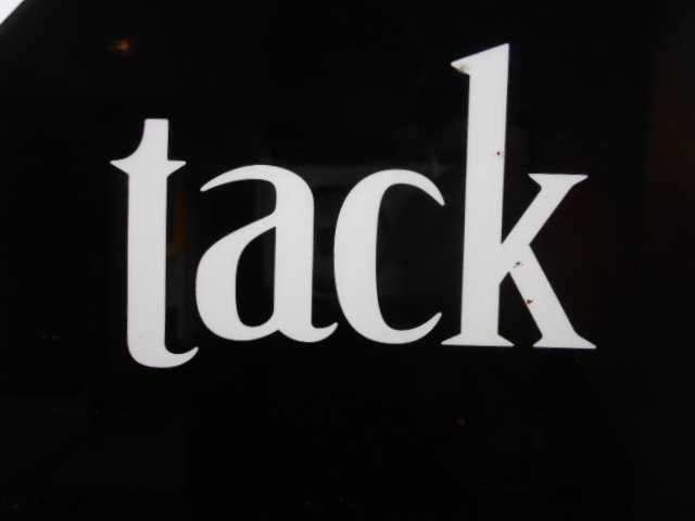 tack タック