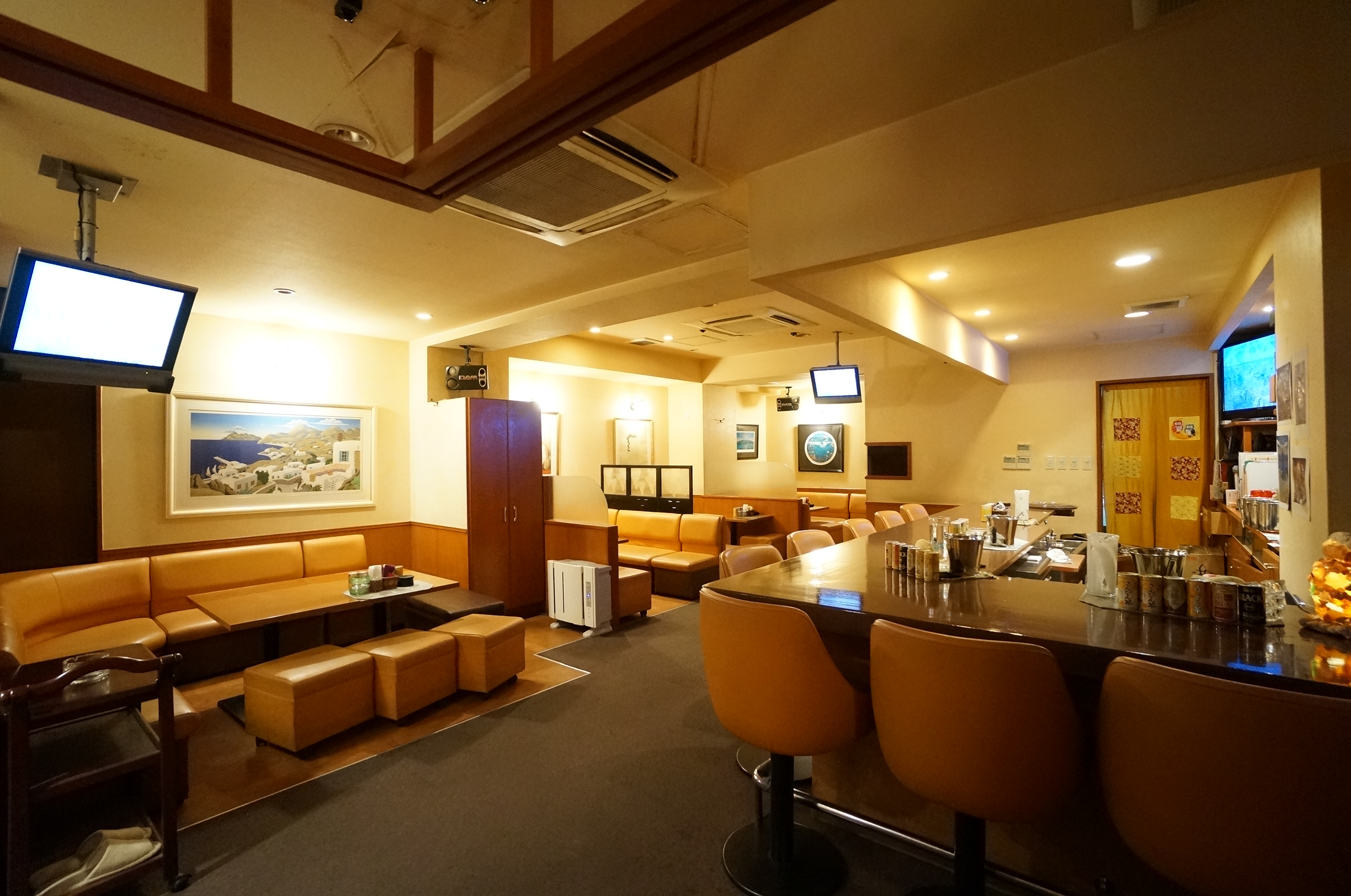 那覇 Lounge One